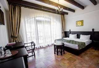 Гостиница Soldaya Grand Hotel and Resort Судак Стандартный двухместный номер с 2 отдельными кроватями-1